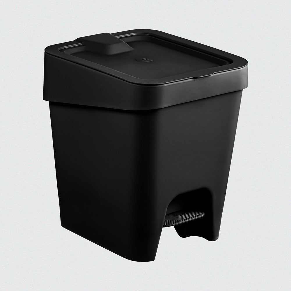 Lixeira Slim com Pedal 8 Litros Preto UZ